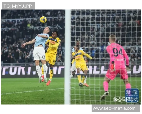 足球场球星激烈对峙现场视频曝光各方叫嚣激战瞬间引发热议